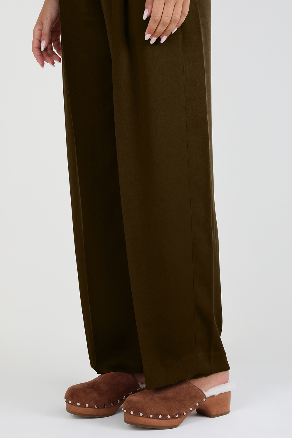 נעלי קלוג עקב מעור וצמר